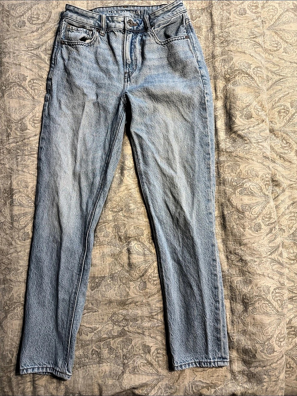 American Eagle Mom Jean Blue Waist 2 Good Jeans